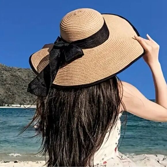 SUMMER OFF WHITE AND BLACK STRAW BEACH SUN HAT - Picture 5 of 5